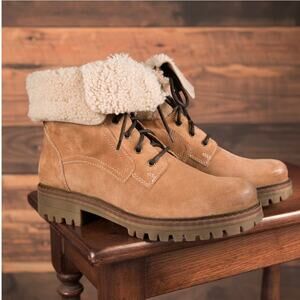 Celtic & Co. Sheepskin Trim Hiker Boots - size 40/9